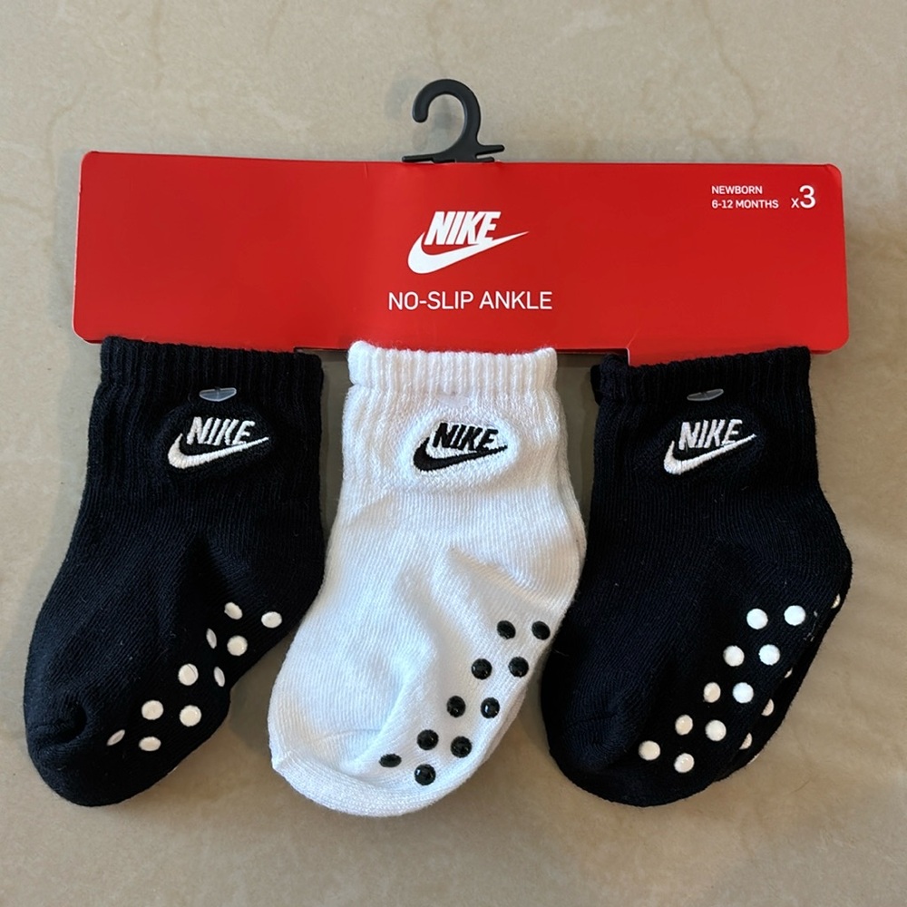 NEW, NEVER USED - baby nike grip socks